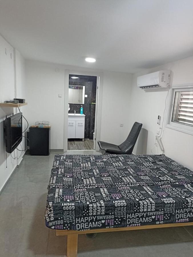 שמילה אירוח 1 Apartment Arad Exterior photo